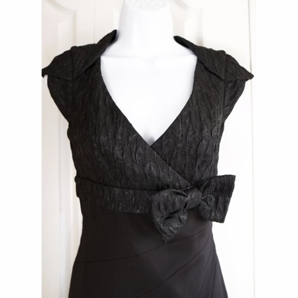 Karen Millen black mermaid dress with bow and flounce - Picture 3 of 11